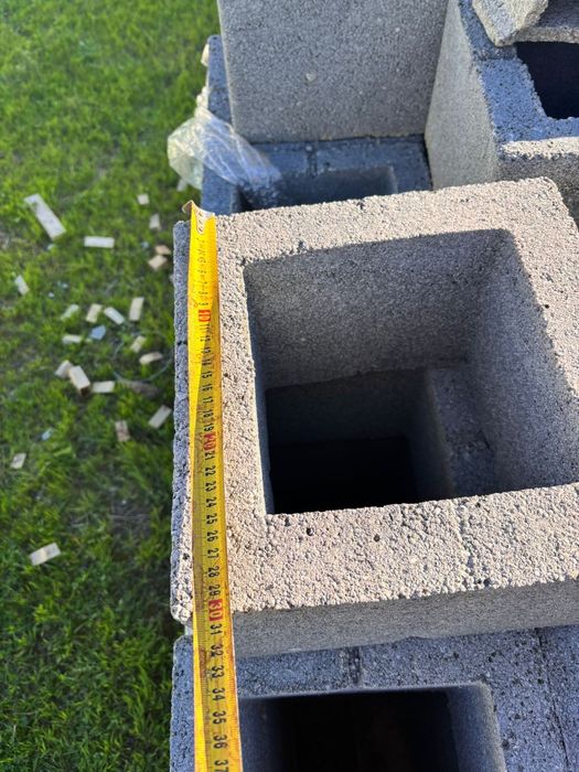 Blocos de betão a venda 
Oportunidade Blocos de betao lote comple