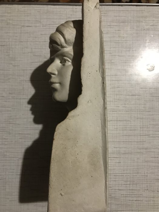 Бюст  Сергея Есенина.