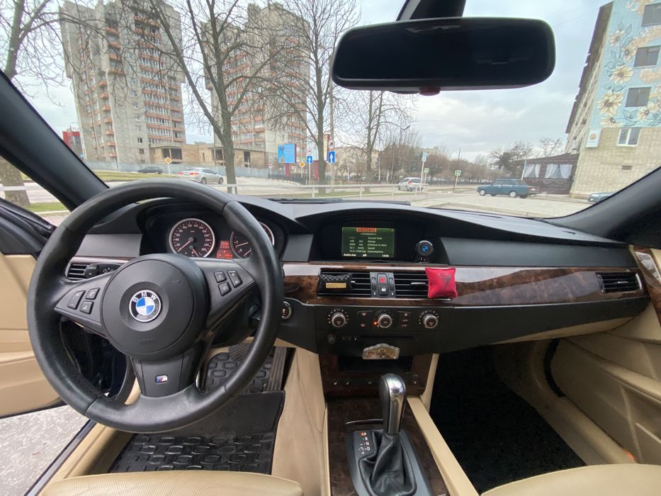 BMW E60 E 60 530I