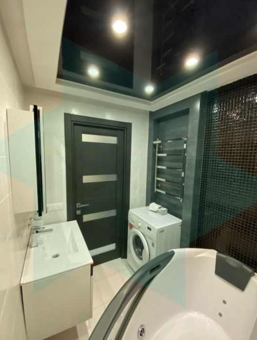 У продажу розкішна 3к. квартира, Тополь 2, 35