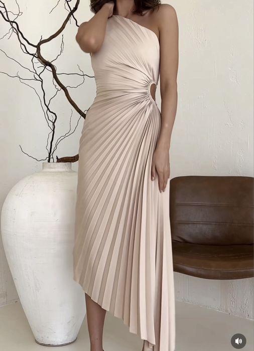 Випускна сукня, розмір S