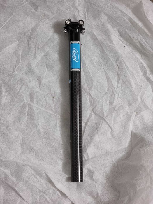 Sztyca podsiodłowa wspornik carbon karbon 30.8x400mm