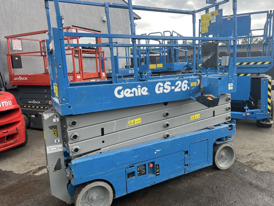 Podnośnik nożycowy  Genie 2632 jlg