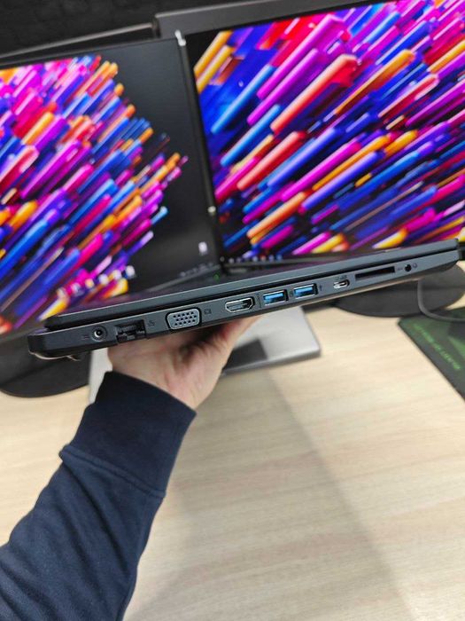 Ноутбук Acer TravelMate P215-52 •Core i5-10210U•8GB DDR4•256GB SSD