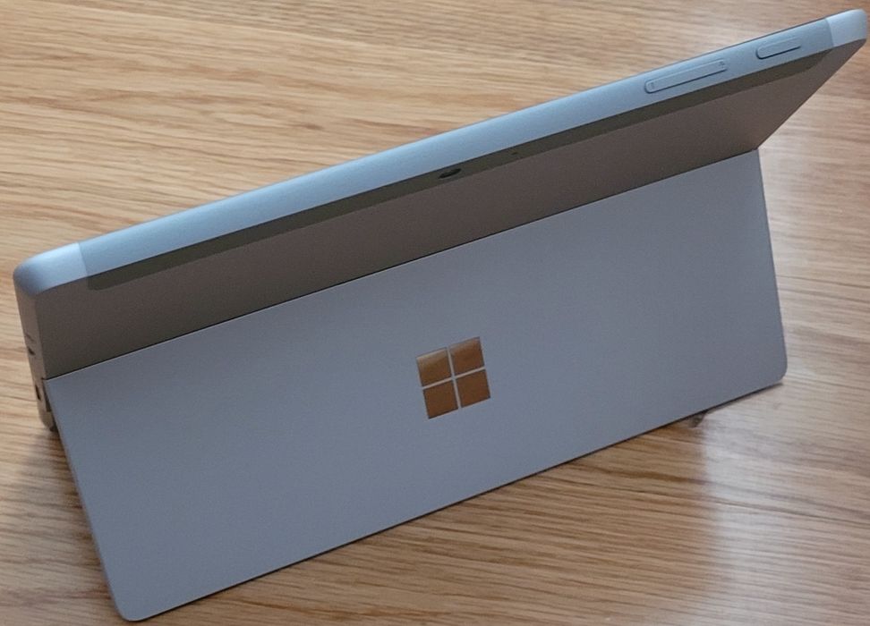 Microsoft Surface Go 264750637653761123