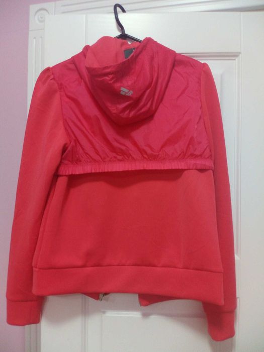 Спортивна курточка бренд adidas