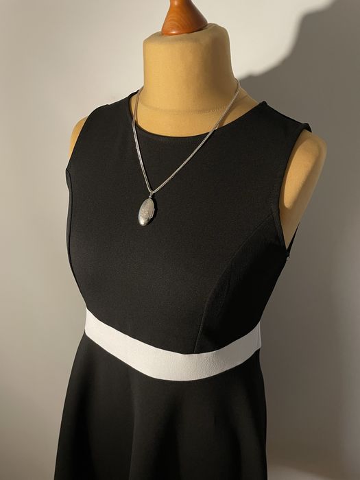 Elegancka sukienka Bodyflirt