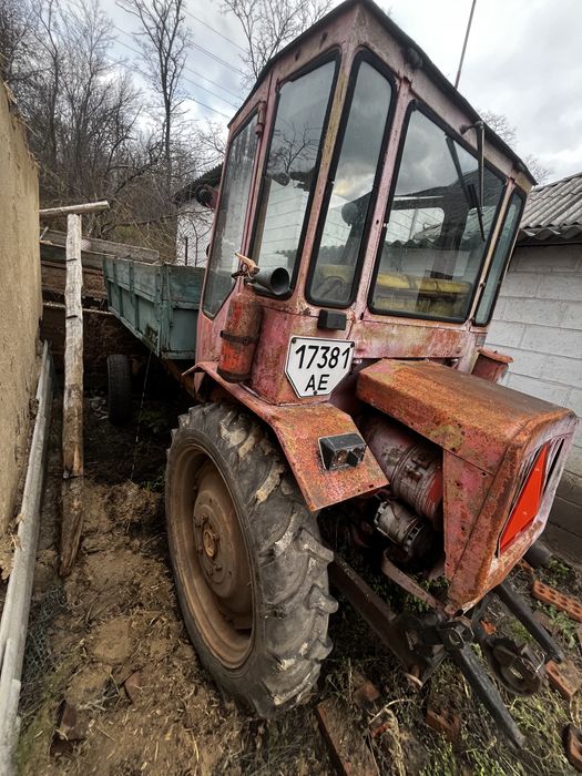 Продам трактор т16 з документами на ходу на дозаторі