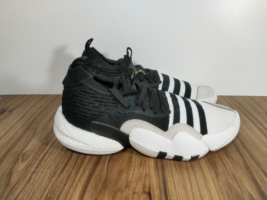 Buty Adidas Trae Young 2.0 Boost Basketball skórzane r. 39 1/3 25cm