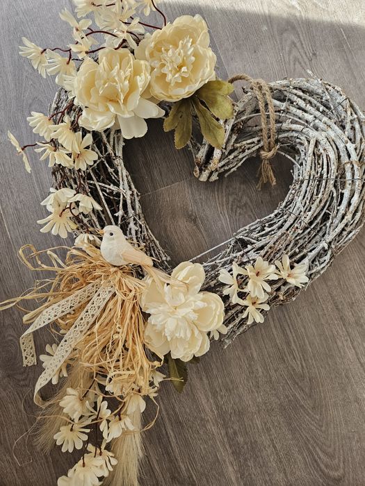 Wianek wiklinowy na drzwi. Ozdoba nad kominek, dekoracja boho