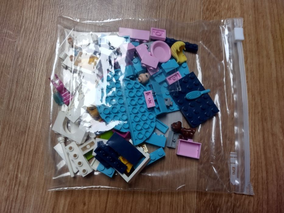 Lego friends 41328