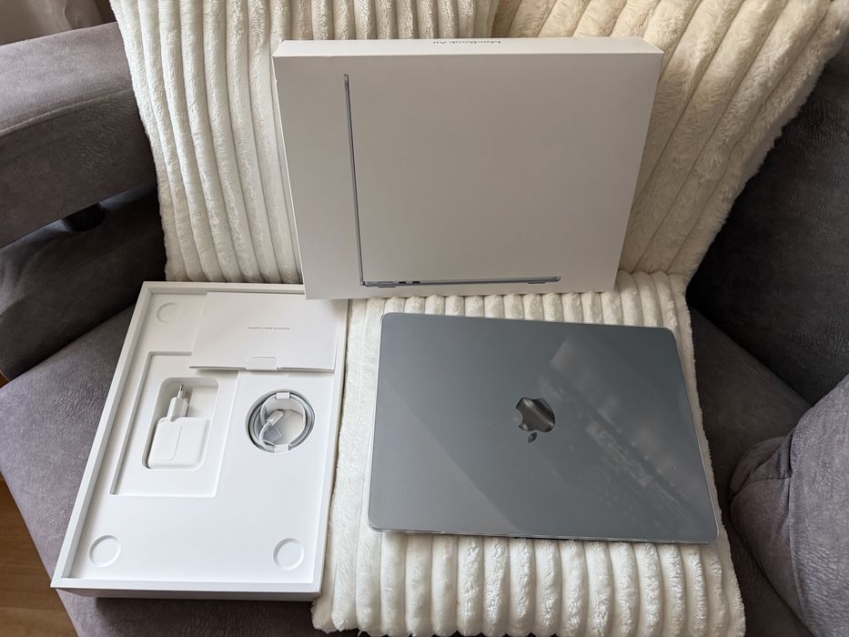 Macbook Air M4 16/256GB SKY BLUE