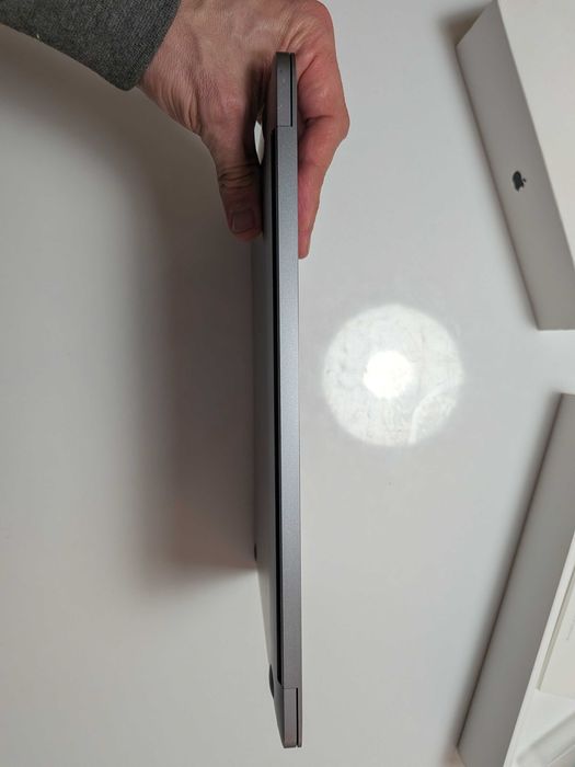 Apple MacBook Pro 13'' 2017 i5-3,1GHz 8GB 256GB SSD Touch Bar Touch ID