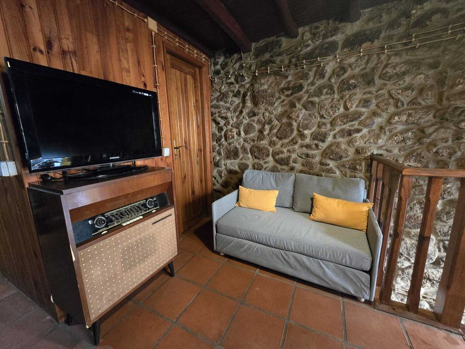 Casa de Pedra nas Muralhas do Castelo de Penamacor