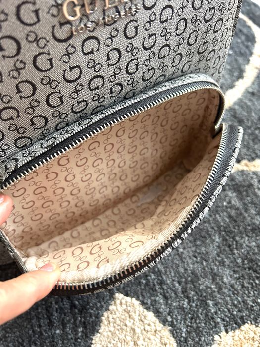 Guess plecak z logo