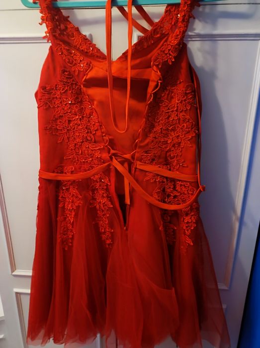 Czerwona sukienka princesska M