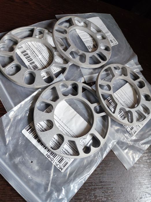 Проставки расширители на авто