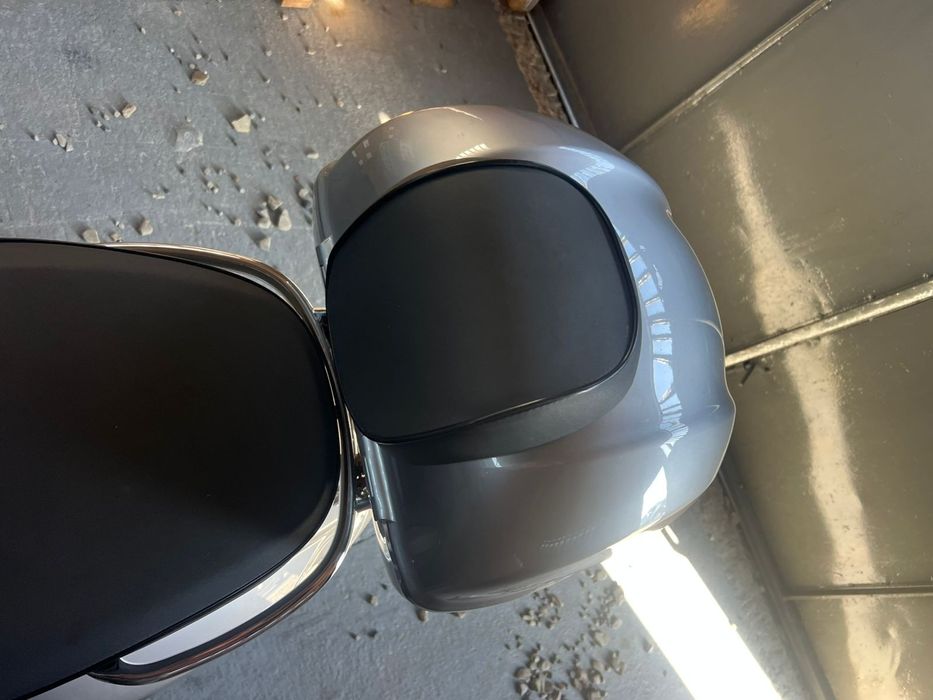 Електроскутер Vespa Piaggio Elettrica CB0 4Kw 2021