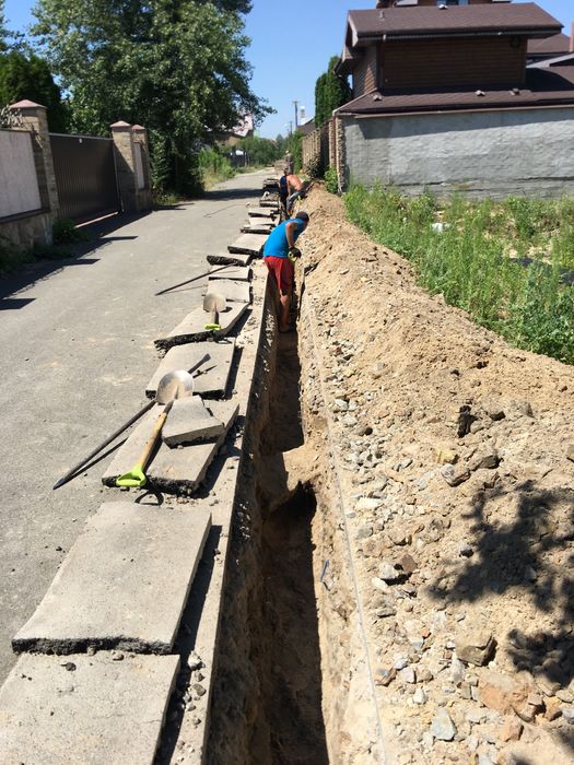 Земляні роботи|Копка траншей|Каналізація|Септик|Вода|Кабель|Фундамент|