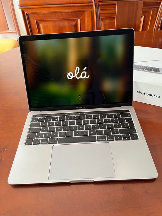 Macbook Pro 13” Touch Bar como novo