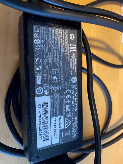 zasilacz do komputera HP sprawny 65 W  19,5 V 3,33 A