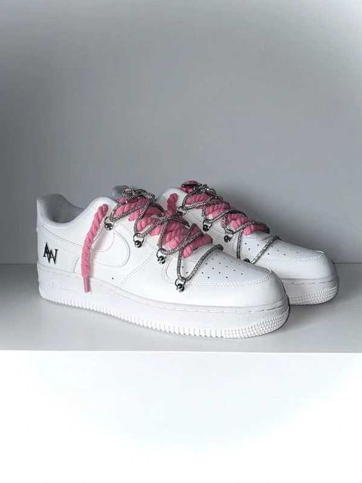 NIKE Air Force 1 Custom – Białe Premium z Unikalnymi Sznurowadłami