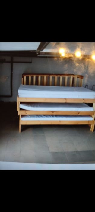 Łòżka 6 podwójnych i 2 pojedyńcze
