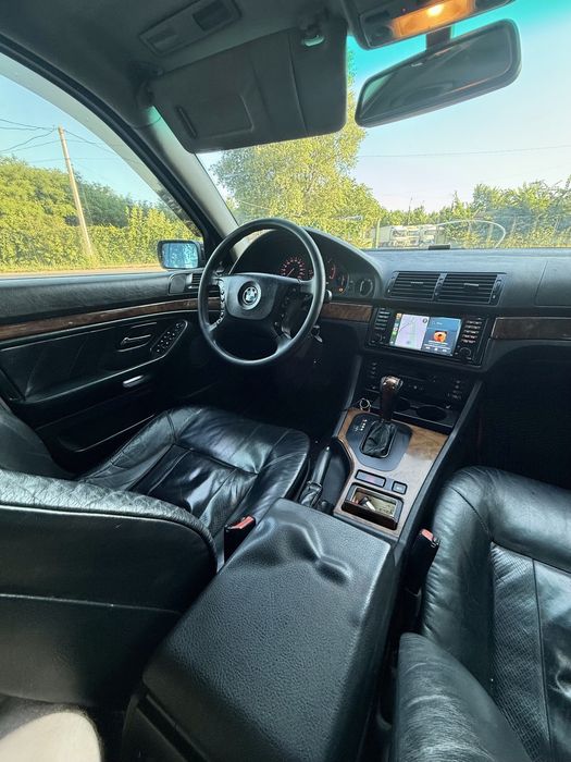 BMW E39 525d touring дизель автомат