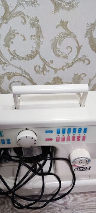 Швейная машинка previeleg victoria