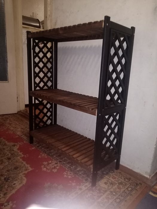 Етажерка під квіти, взуття  книги, речі. Стелаж