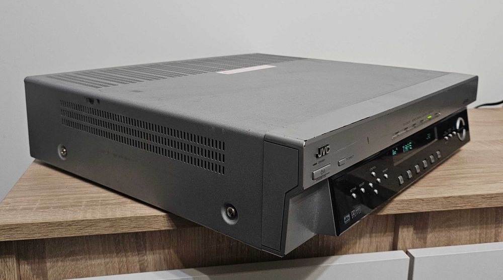 Amplituner JVC RX-E100