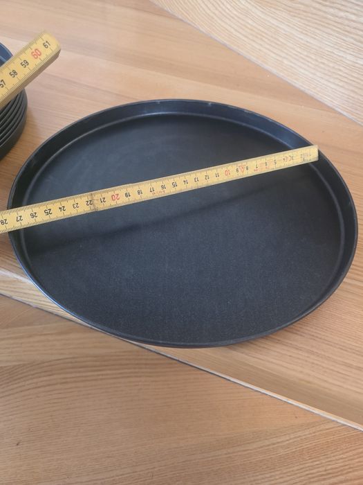 Czarne Metalowe Tace Loft – 28 cm – Gastronomia / Dom