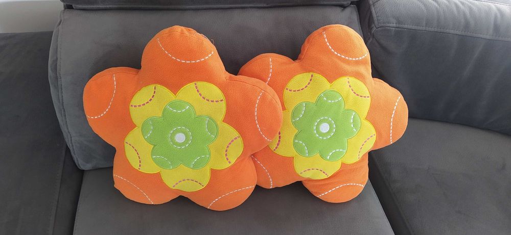 Duas almofadas decorativas - Flor