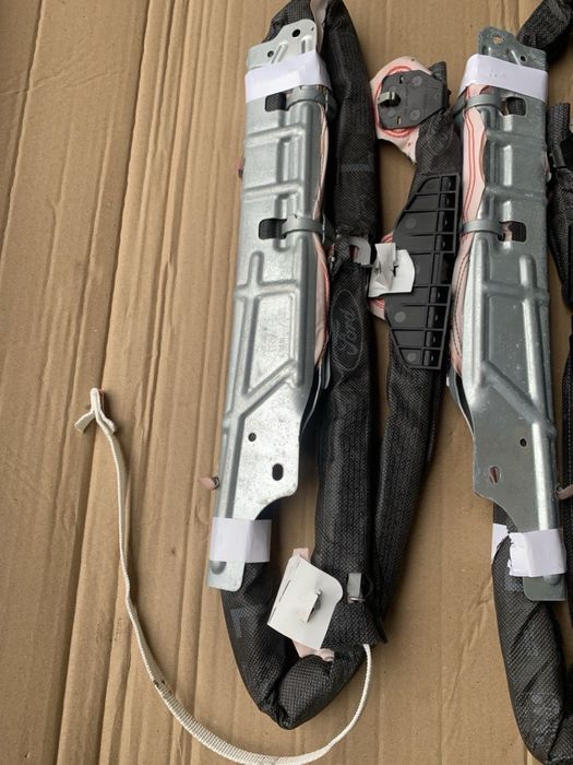 Airbag шторка Ford fiesta mk7 подушка безпеки ліва права