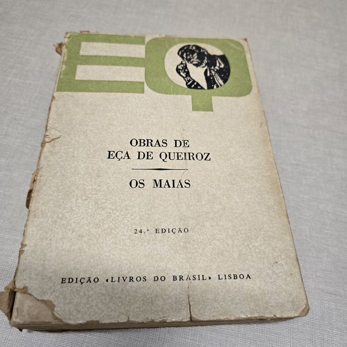 Livro de Eça de Queiroz  "Os Maias"