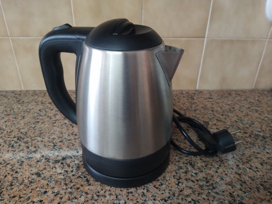 Fervedor jarro chaleira de água elétrico casa cozinha quarto apartamento vivenda escritório gabinete