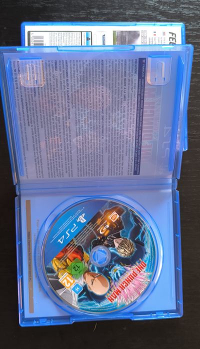One punch man/Fifa 15 PlayStation 4