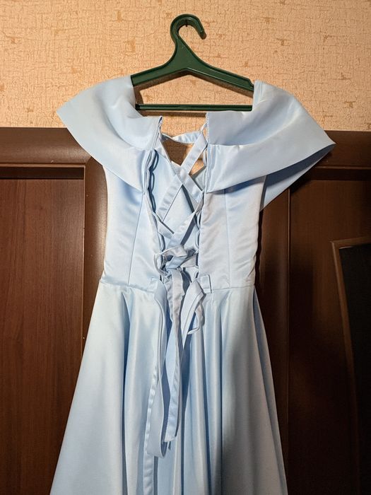 Вишукана сукня на випускний або весілля, небесно-блакитна (xs/s)