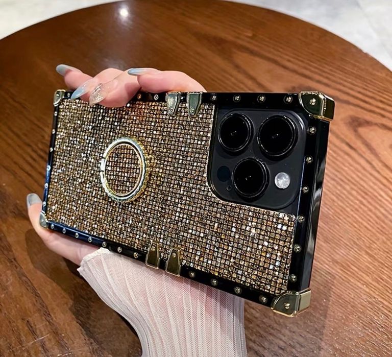 Чохол на iPhone 15 Plus