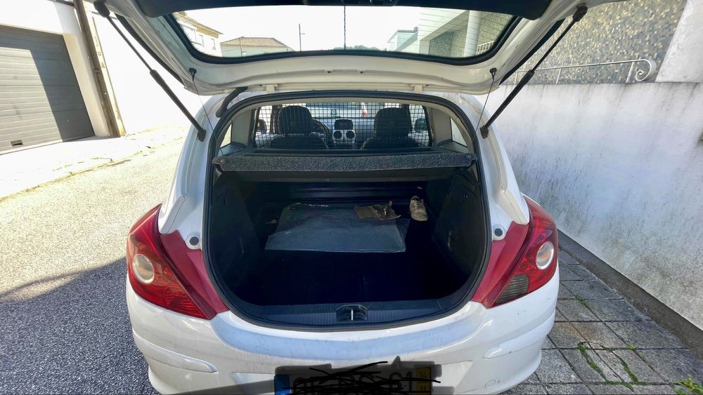 Opel corsa 1.3 cdti comercial