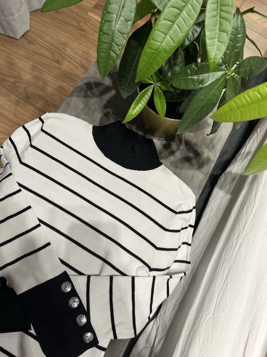 Sweter półgolf Guess