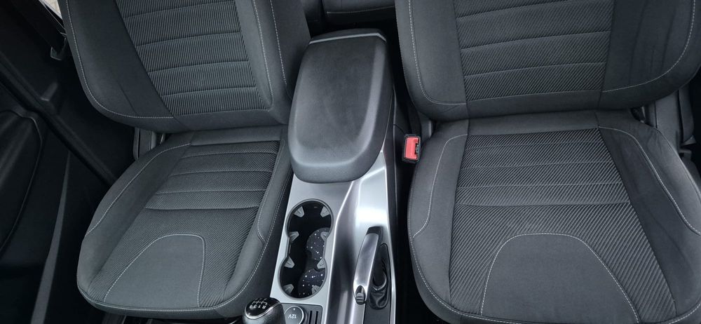 Sprzedam ,  Ford KUGA , BEZWYPADKOWY.