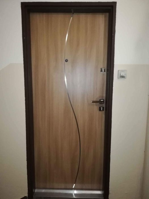 Drzwi wejściowe i wewnętrzne z montażem