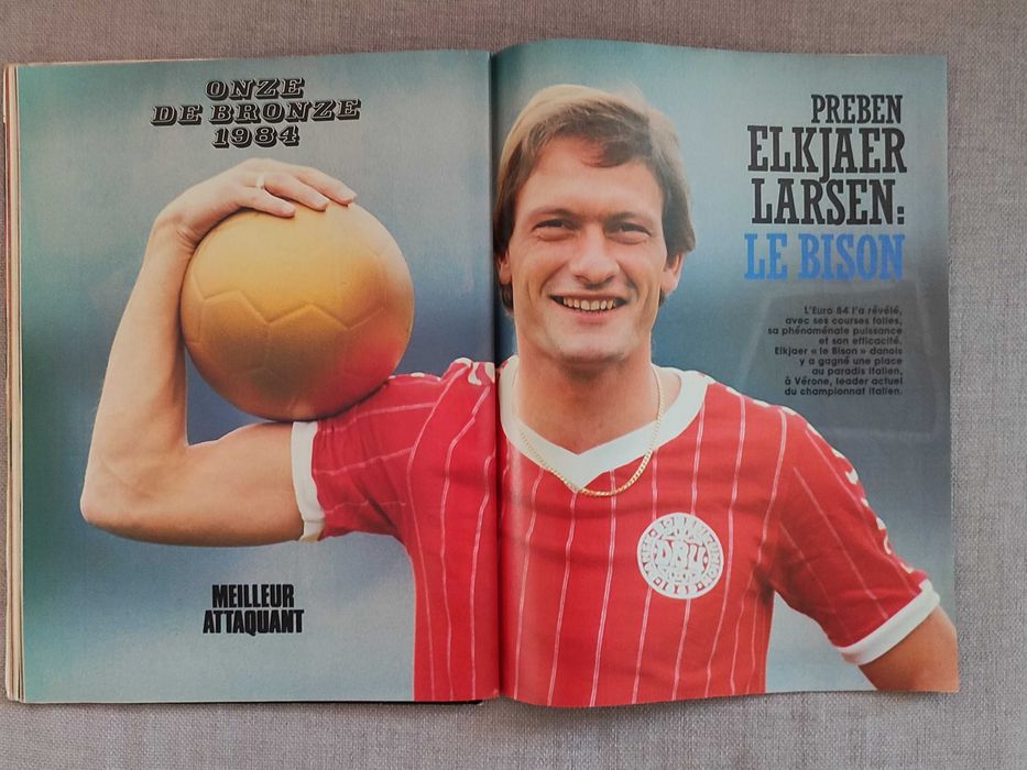Revista Onze (1984.dezembro) + calendário 1985