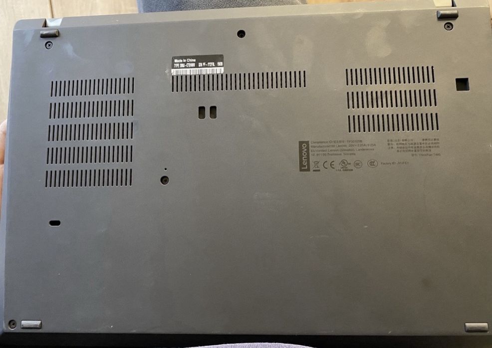Laptop Lenovo T495