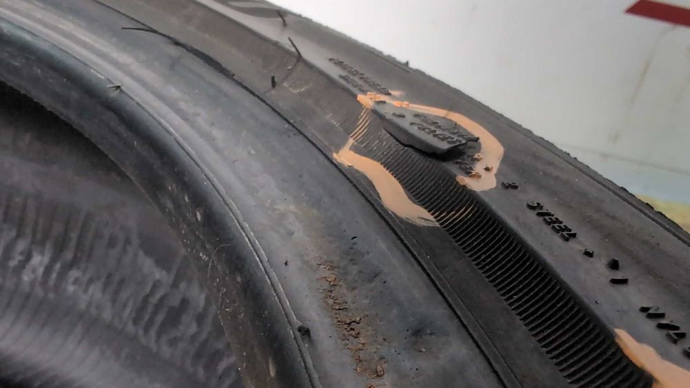 Комплект шин R18 245/40 BRIDGESTONE Potenza RE980AS+