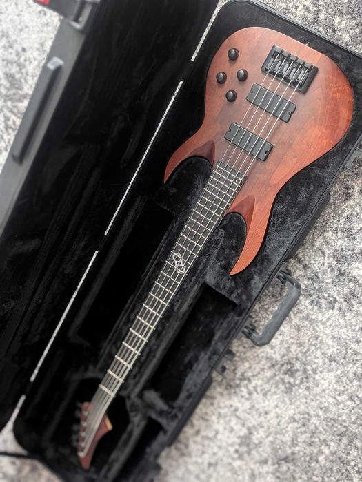 Бас-гитара Solar Guitars AB2.5AN (5 струн) + кейс