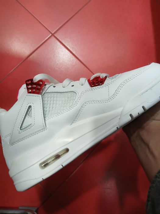 Air jordan 4 retro Red metalic numero 42