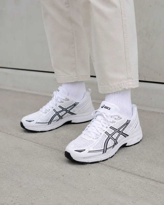 Кросівки Asics Gel-Venture 6 білі унісекс 37-41