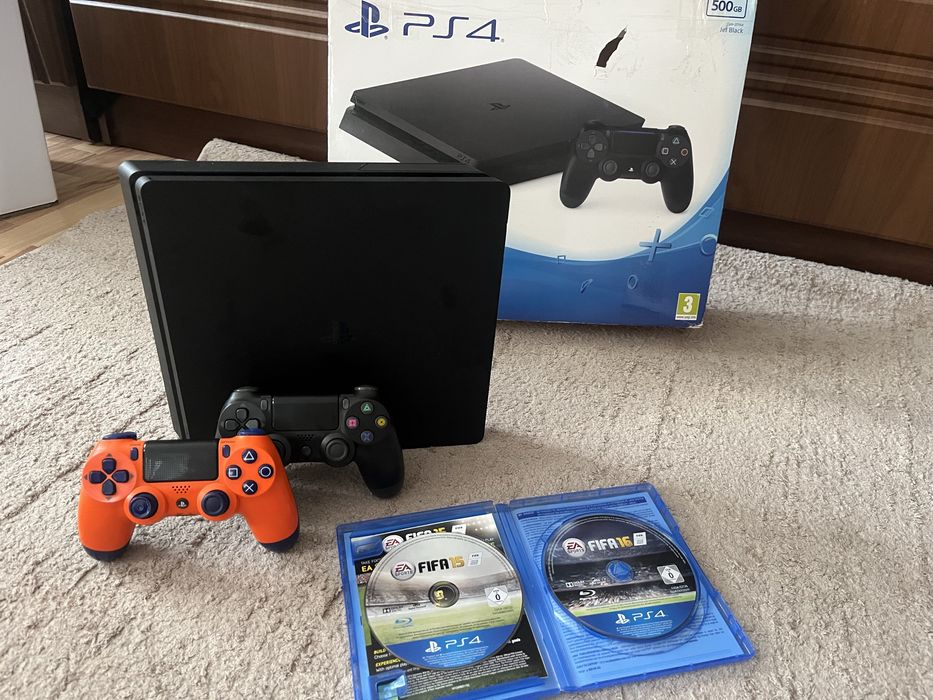 PlayStation 4 Slim + Fifa15,16 + 2 dualshok